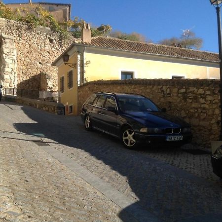 קואנקה Alojamientos Turisticos Casco Antiguo II מראה חיצוני תמונה